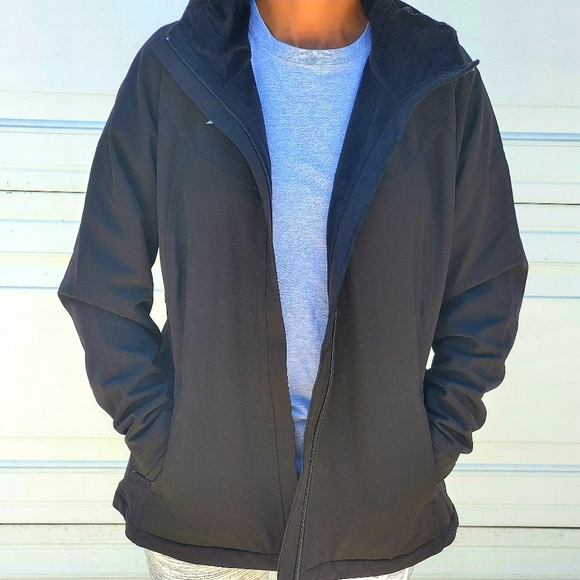 Brand New Reebok Women's Fur Lined Jacket - Picture 3 of 11